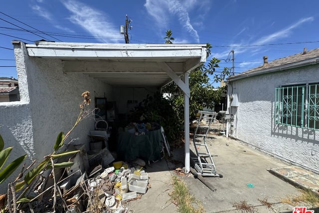 1725 S Highland Avenue, Los Angeles, CA 90019 — photo 4 of 4
