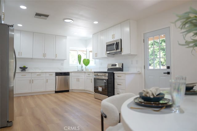 9243 Cayuga, Sun Valley, CA 91352 — photo 19 of 46