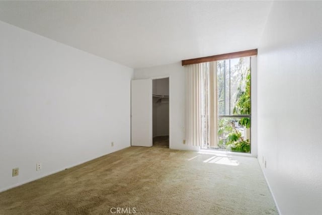 750 S Spaulding Avenue 215, Los Angeles, CA 90036 — photo 24 of 37