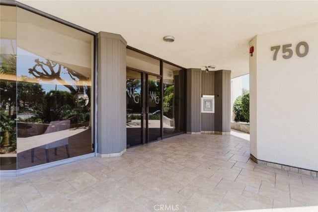 750 S Spaulding Avenue 215, Los Angeles, CA 90036 — photo 35 of 37