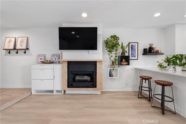 6151 Orange Street 308, Los Angeles, CA 90048 — photo 15 of 41
