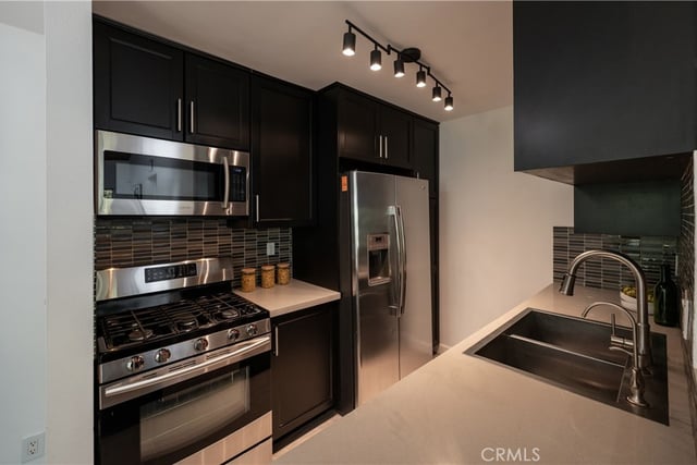 20134 Leadwell 307, Winnetka, CA 91306 — photo 18 of 42