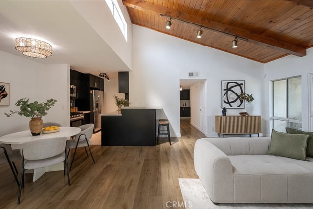 20134 Leadwell 307, Winnetka, CA 91306 — photo 7 of 42