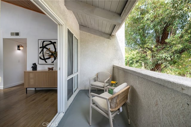 20134 Leadwell 307, Winnetka, CA 91306 — photo 8 of 42