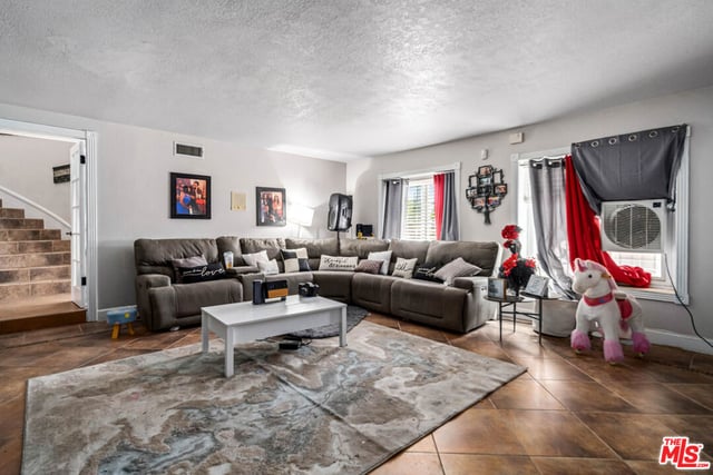 42706 20th Street, Lancaster, CA 93534 — photo 10 of 58