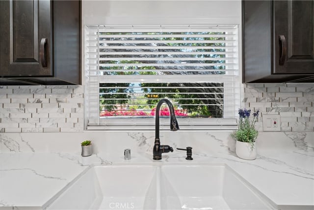 2427 N Verdugo, Glendale, CA 91208 — photo 14 of 47