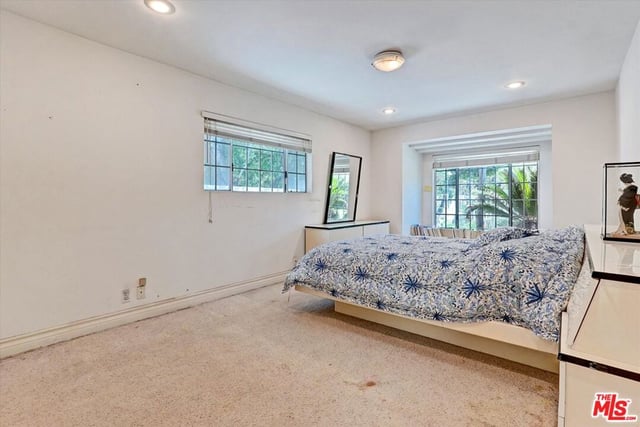 4623 Hayvenhurst Avenue, Encino, CA 91436 — photo 29 of 38