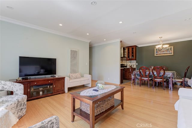 3220 Altura Avenue 217, Glendale, CA 91214 — photo 7 of 18