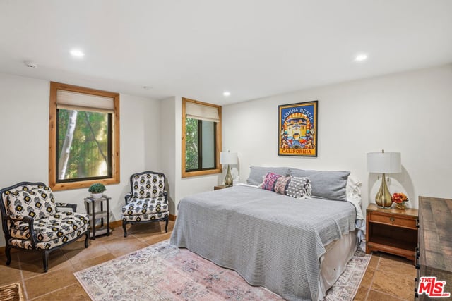 16820 Oak View Drive, Encino, CA 91436 — photo 45 of 68