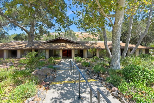 193 Little John Lane, Westlake Village, CA 91361 — photo 36 of 56