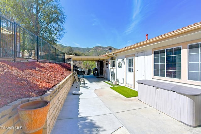 193 Little John Lane, Westlake Village, CA 91361 — photo 9 of 56