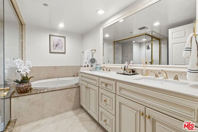 277 S Spalding Drive 203, Beverly Hills, CA 90212 — photo 20 of 26