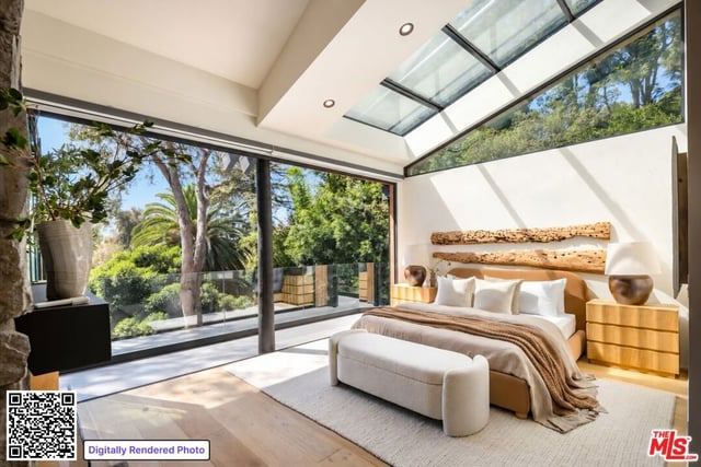 1509 Amalfi Drive, Los Angeles, CA 90272 — photo 8 of 32