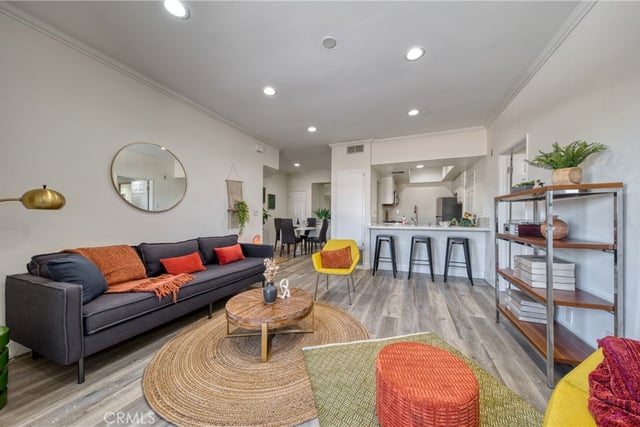 1665 Federal Avenue 302, Los Angeles, CA 90025 — photo 3 of 48