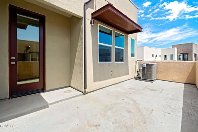 1244 E Thompson Boulevard 101, Ventura, CA 93001 — photo 44 of 65