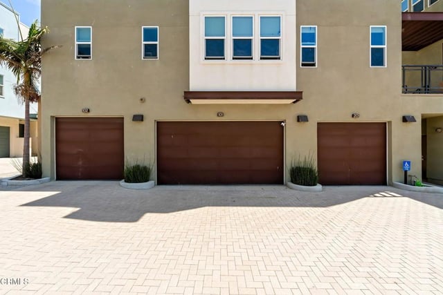 1244 E Thompson Boulevard 101, Ventura, CA 93001 — photo 47 of 65