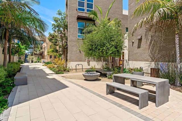 1244 E Thompson Boulevard 101, Ventura, CA 93001 — photo 50 of 65