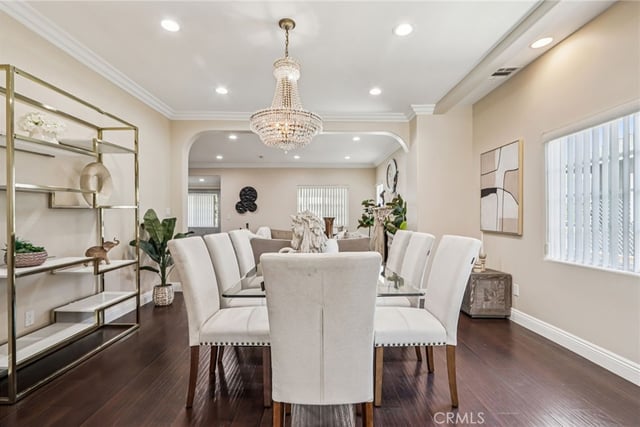 4520 Kingswell Avenue, Los Angeles, CA 90027 — photo 12 of 53