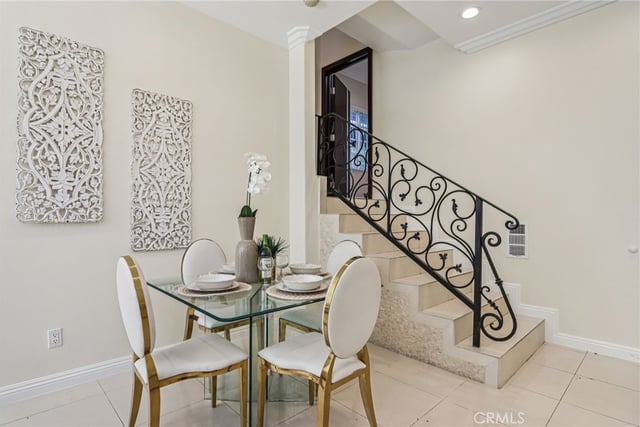 4520 Kingswell Avenue, Los Angeles, CA 90027 — photo 13 of 53