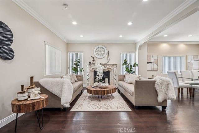 4520 Kingswell Avenue, Los Angeles, CA 90027 — photo 5 of 53