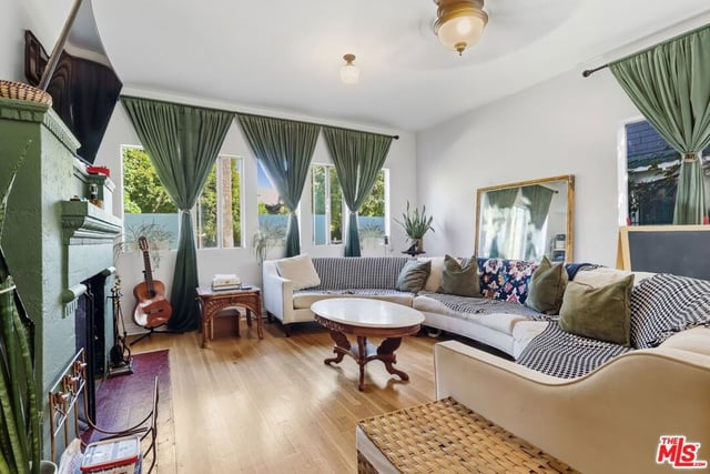 2651 Van Buren Place, Los Angeles, CA 90007 — photo 4 of 38