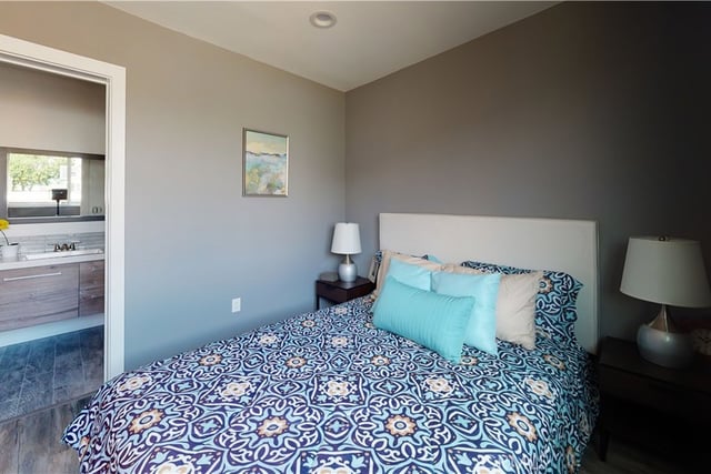 1939 W 36th Place, Los Angeles, CA 90018 — photo 11 of 64