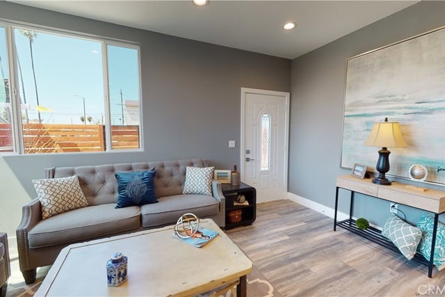 1939 W 36th Place, Los Angeles, CA 90018 — photo 21 of 64