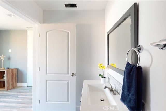 1939 W 36th Place, Los Angeles, CA 90018 — photo 42 of 64