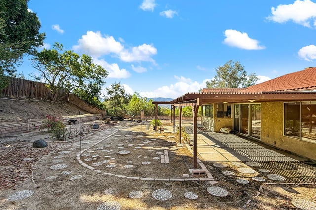 2167 Stoneman Street, Simi Valley, CA 93065 — photo 11 of 56