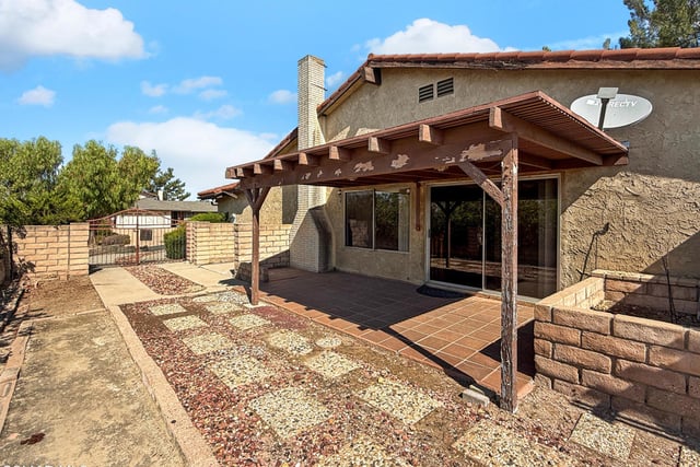 2167 Stoneman Street, Simi Valley, CA 93065 — photo 13 of 56