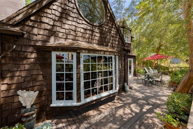 21008 Bandera, Woodland Hills, CA 91364 — photo 42 of 50