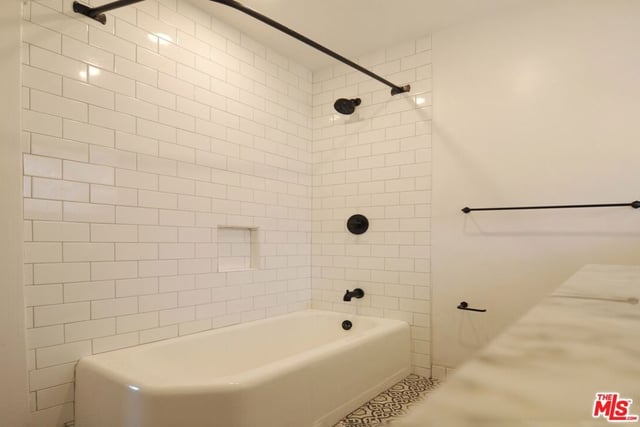 800 Pacific Avenue 401, Long Beach, CA 90813 — photo 23 of 34
