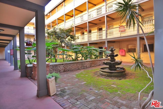 800 Pacific Avenue 401, Long Beach, CA 90813 — photo 25 of 34