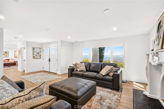 29815 Knoll View Drive, Rancho Palos Verdes, CA 90275 — photo 24 of 60