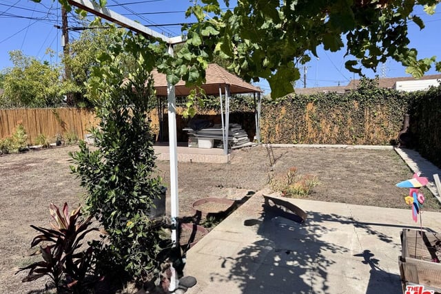 1063 W 132nd Street, Gardena, CA 90247 — photo 18 of 19