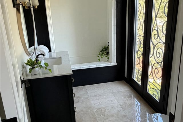1301 N Beverly, Los Angeles, CA 90210 — photo 19 of 38
