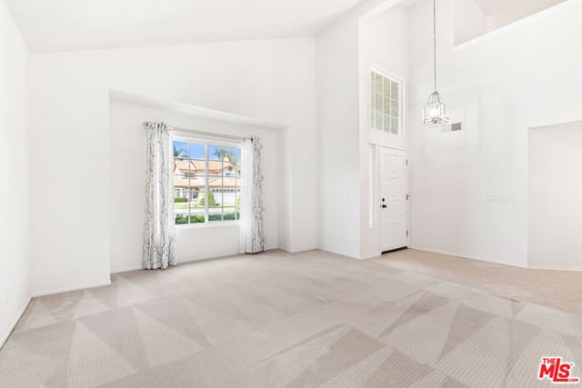 4188 Trailcrest Drive, Moorpark, CA 93021 — photo 10 of 34