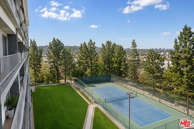 100 S Doheny Drive 519, Los Angeles, CA 90048 — photo 3 of 4