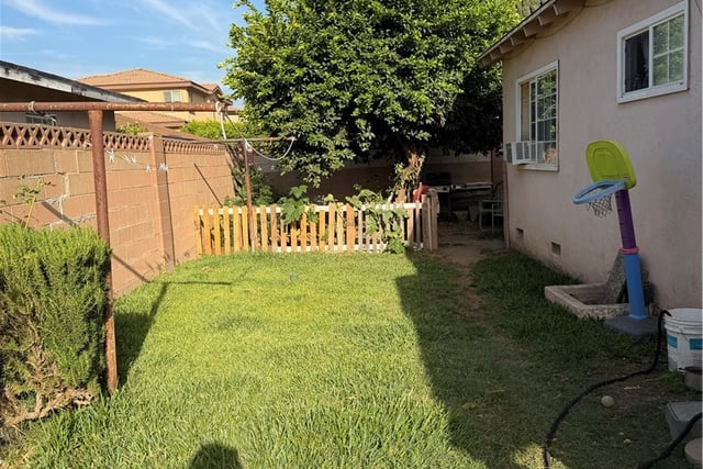 11823 Basye, El Monte, CA 91732 — photo 2 of 5