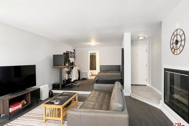 6151 Orange Street 203, Los Angeles, CA 90048 — photo 4 of 13