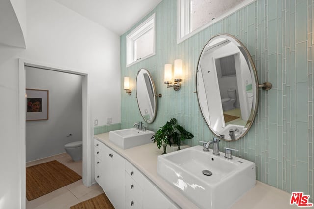 6969 Woodrow Wilson Drive, Los Angeles, CA 90068 — photo 23 of 51
