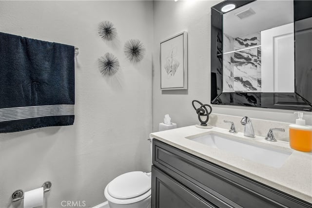 950 N Kings Road 103, West Hollywood, CA 90069 — photo 10 of 32