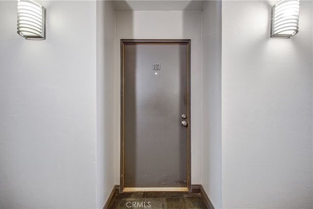 950 N Kings Road 103, West Hollywood, CA 90069 — photo 19 of 32