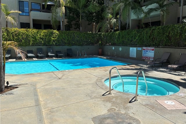 950 N Kings Road 103, West Hollywood, CA 90069 — photo 20 of 32