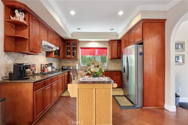 18811 Topham, Tarzana, CA 91335 — photo 15 of 48