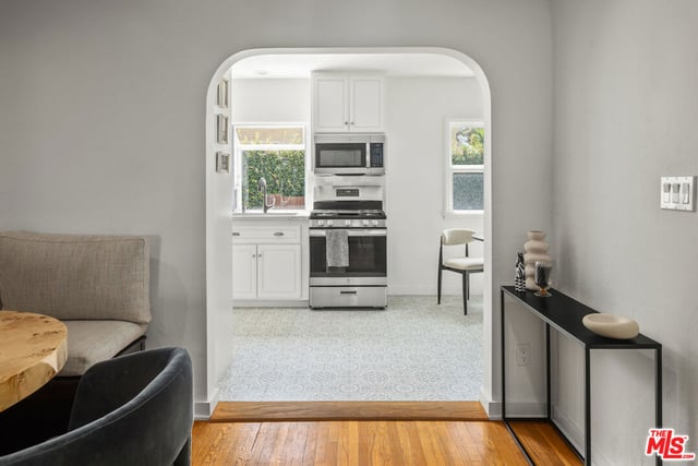 3778 May Street, Los Angeles, CA 90066 — photo 5 of 28