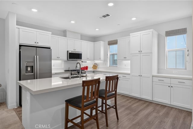511 Tamarind Way E, West Covina, CA 91791 — photo 4 of 44