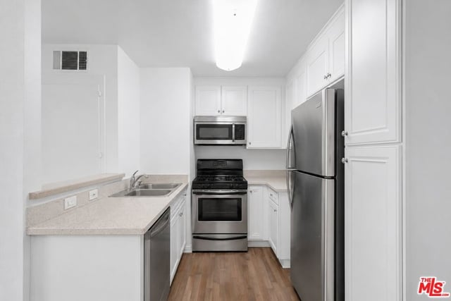 5535 Canoga Avenue 317, Woodland Hills, CA 91367 — photo 5 of 17