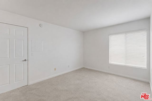 5535 Canoga Avenue 317, Woodland Hills, CA 91367 — photo 8 of 17