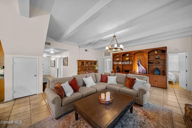 2025 Mckain Street, Calabasas, CA 91302 — photo 16 of 56
